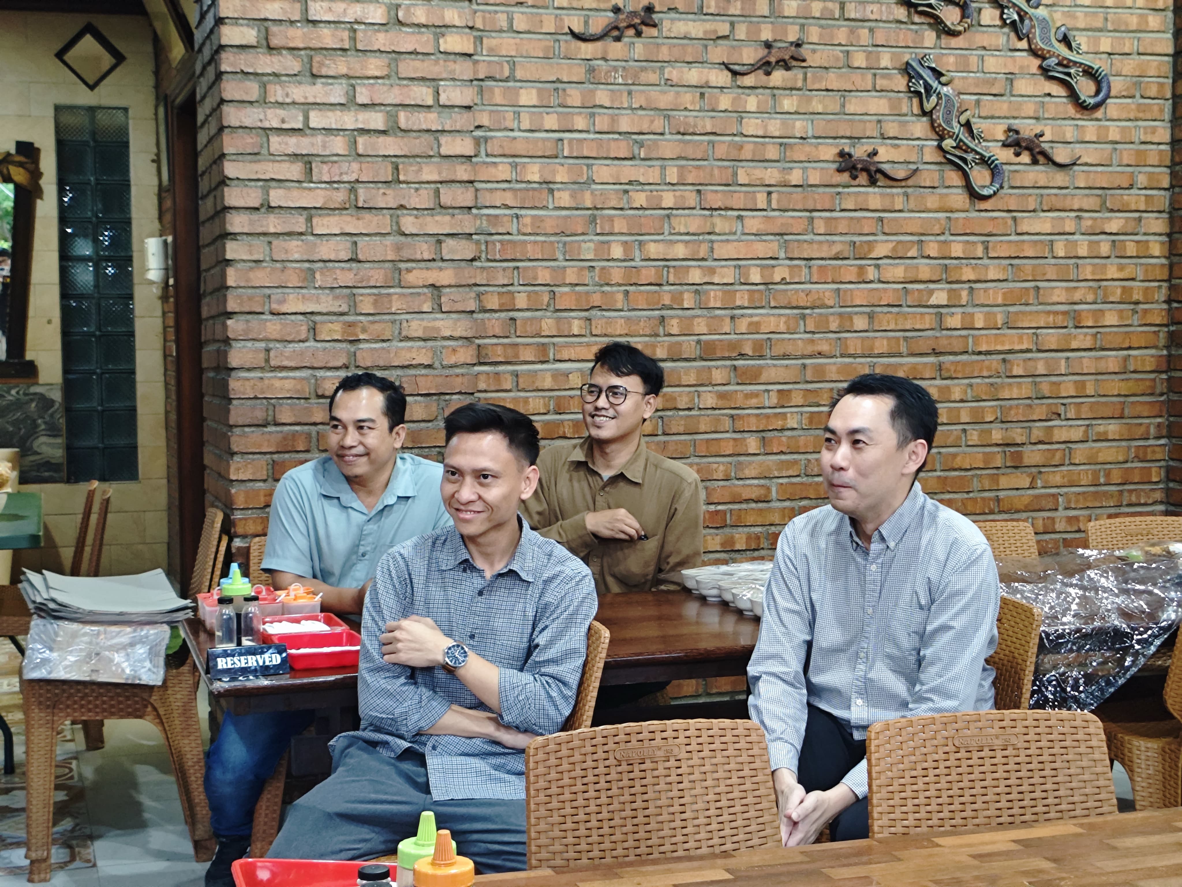 Bukber Nippon paint dan karyawan babangunan
